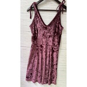 La Hearts Dress XS Pink Crushed Velvet Tie Straps V-neck Mini Fit & Flare